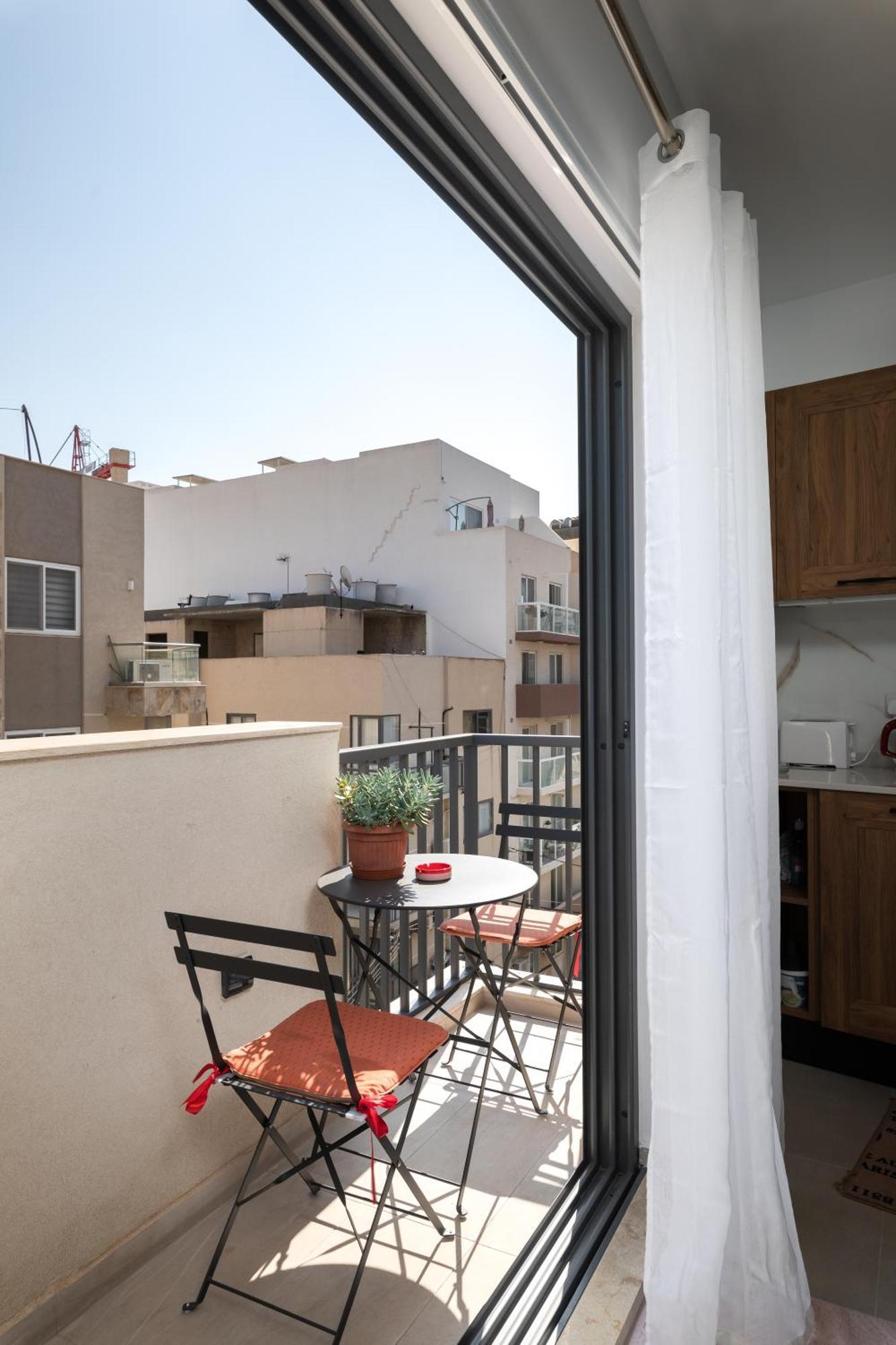 Modern 2Br Stylish Apartment With 2 Balconies - Close To St Julian'S & Sliema & Yacht Marina Pietà Esterno foto